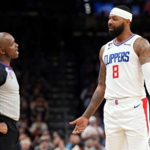 开云体育APP-天亮了？莫里斯被撤下首发 快艇41次助攻轻取公牛