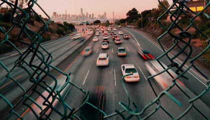 九游入口：一次简单的起点，让游戏世界触手可及